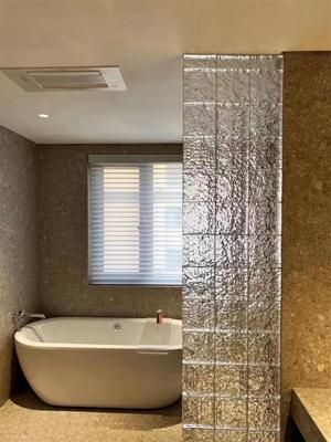 家庭装修卫生间洗手间立砌齐缝拼