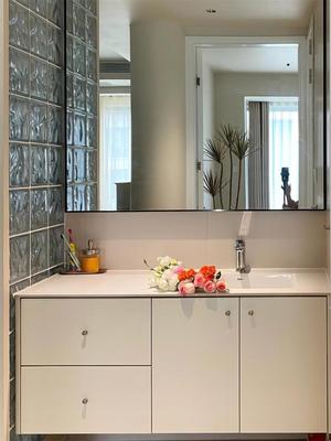 云雾纹透明空心砖家庭装修洗手间卫生间立砌齐缝拼