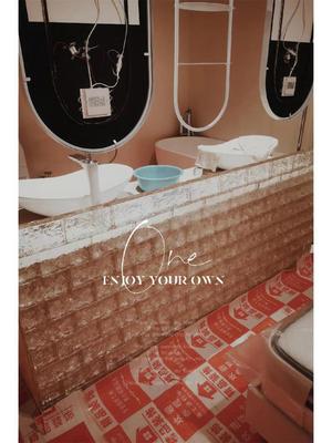 家庭装修卫生间洗手间透明双面冰纹热熔砖立砌工字拼